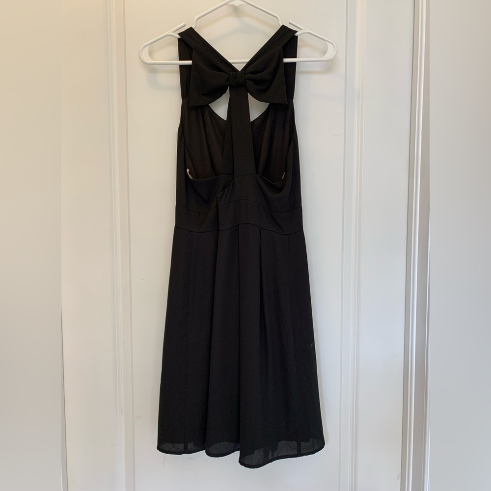 Monteau bow Detail a-line black dress, size large